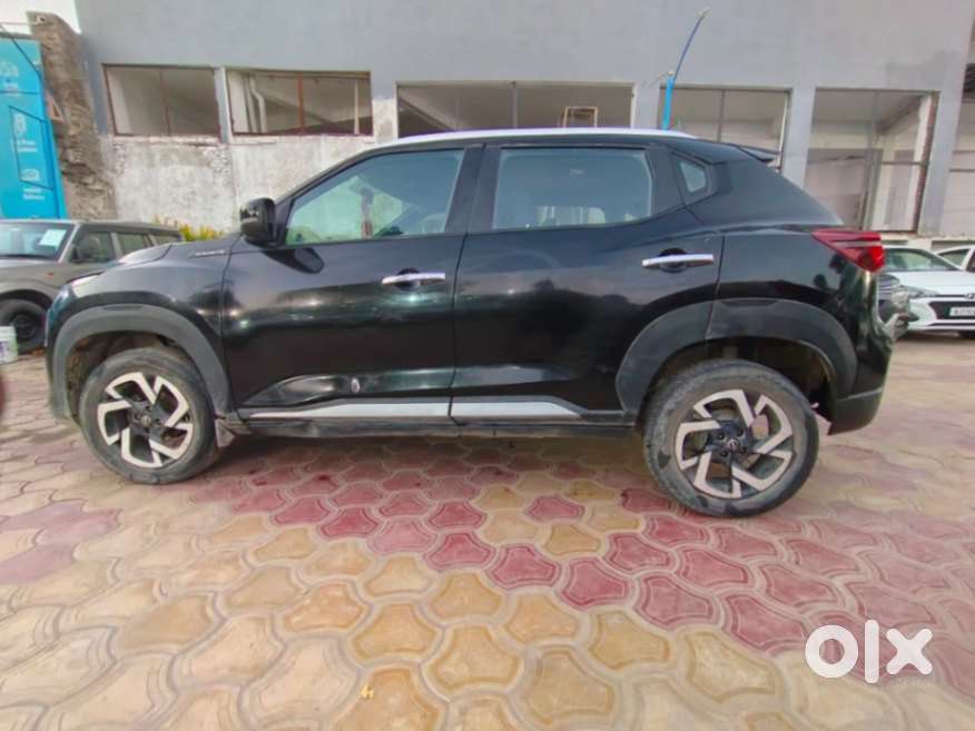 Nissan Magnite 1.0 Xv, 2022, Petrol