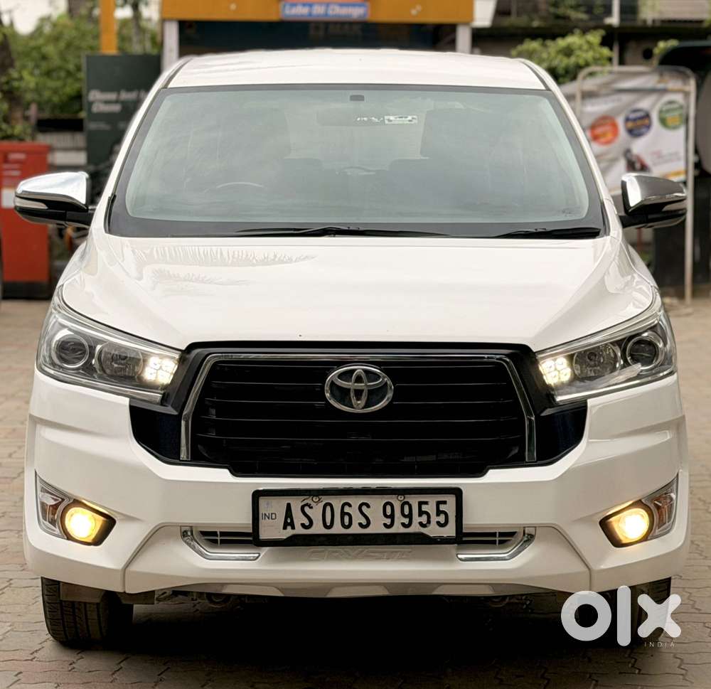 Toyota Innova Crysta 2.8z Automatic, 2016, Diesel