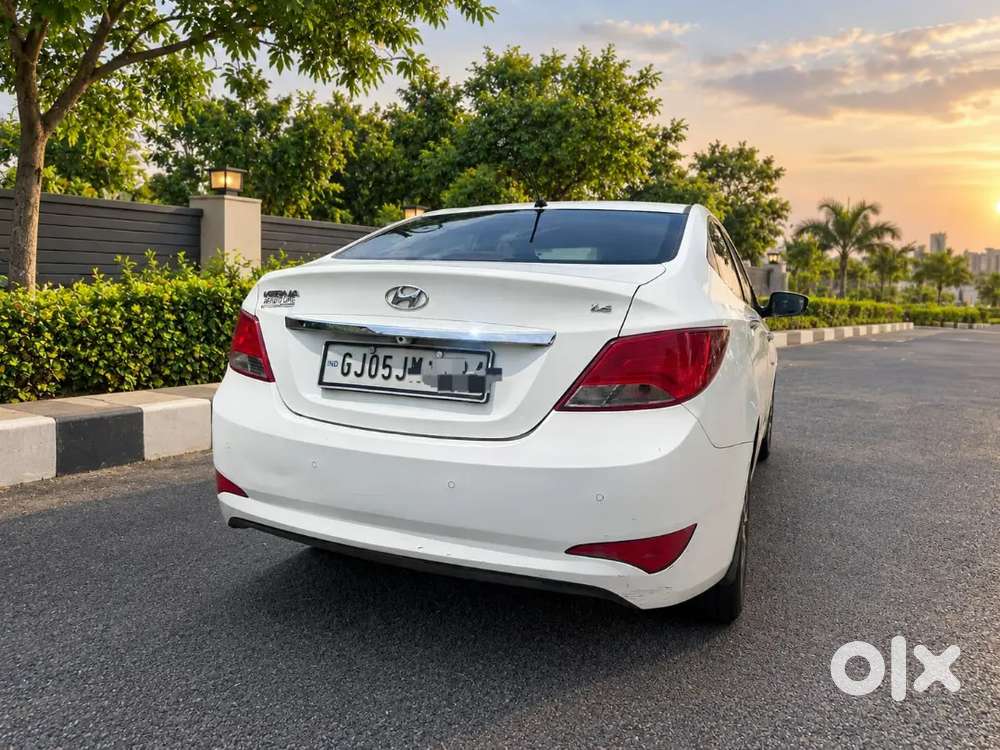Hyundai Verna S+ 2015
