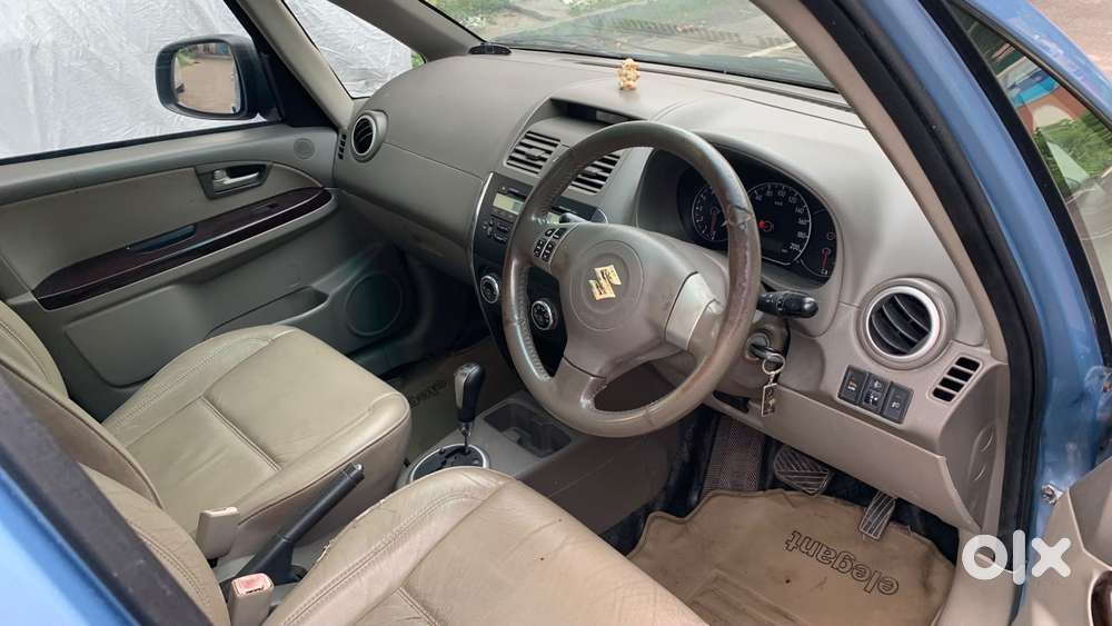 Maruti Suzuki Sx4 Zxi At, 2011, Petrol