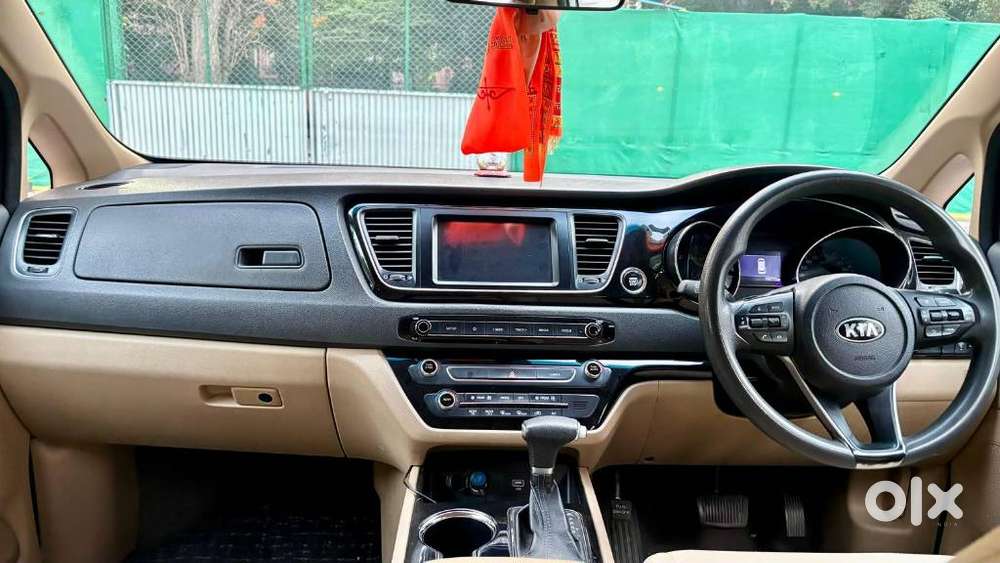 Kia Carnival Prestige, 2021, Diesel