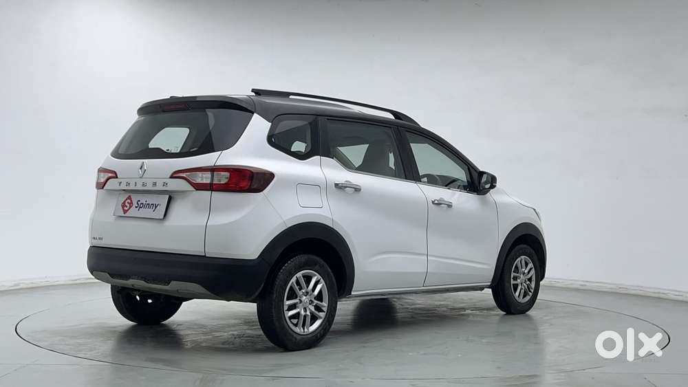 Renault Triber Rxt, 2023, Petrol