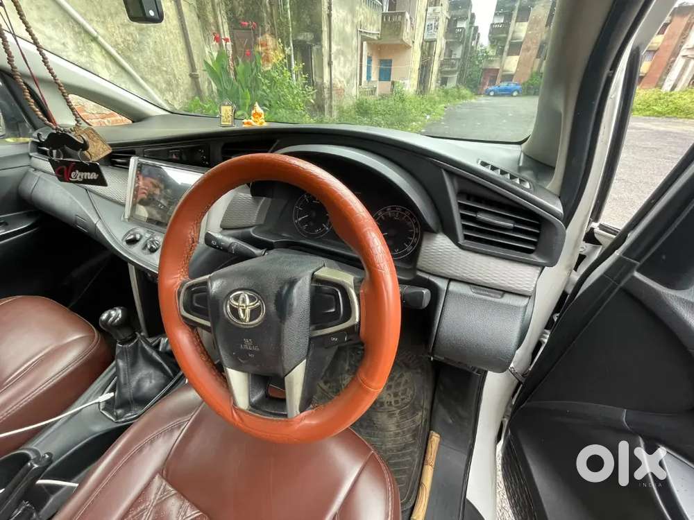 Toyota Innova Crysta 2016 Diesel Manual