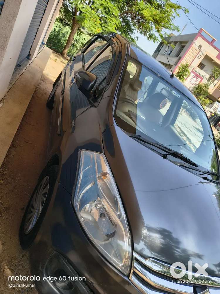 Maruti Suzuki Ertiga 2016 Diesel 97786 Km Driven