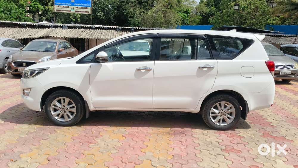 Toyota Innova Crysta 2.8 Gx At 8s, 2018, Diesel