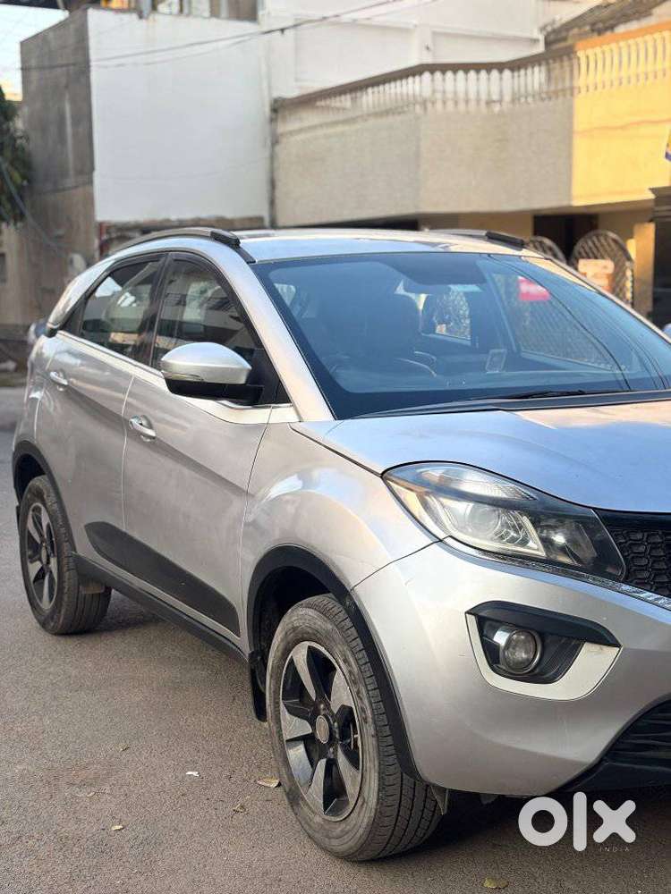 Tata Nexon 1.2 Revotron Xza Plus, 2018, Petrol