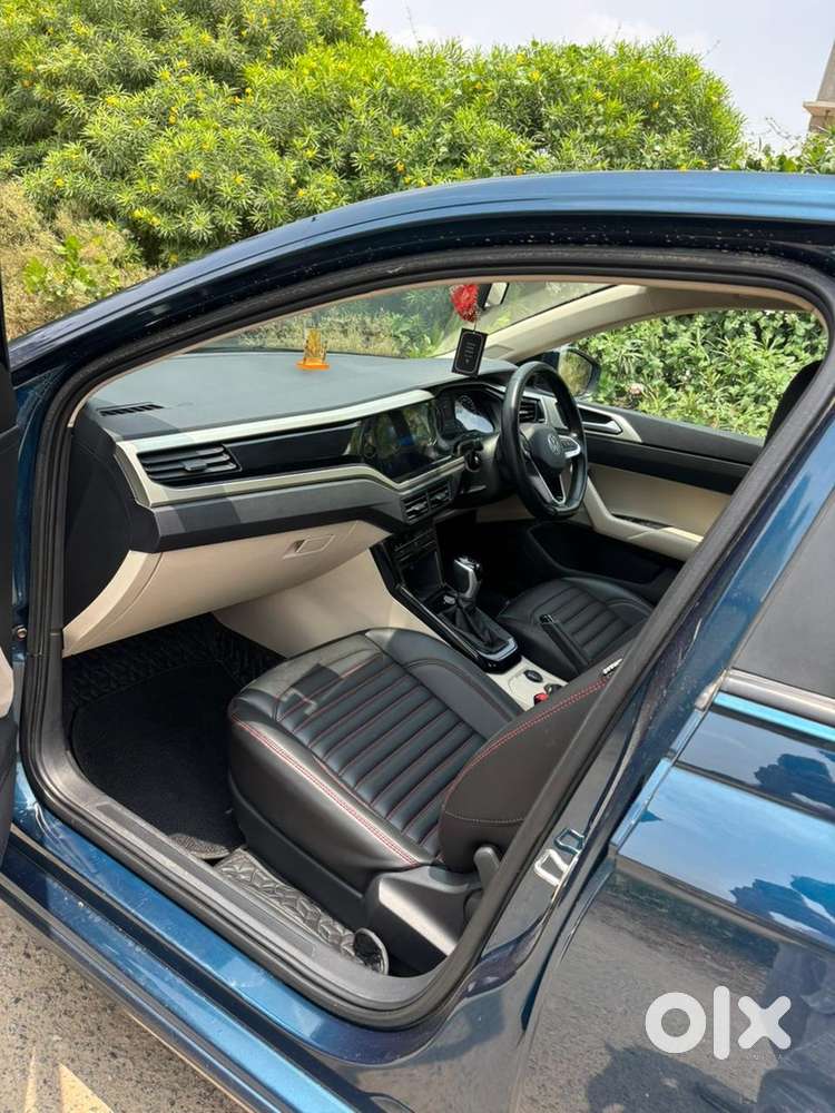 Volkswagen Virtus Petrol 2023 1.0 Liter Tsi Automatic W Service Recrd