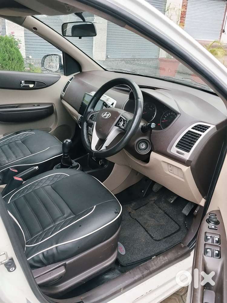 Hyundai I20 Sportz Plus Diesel, 2011, Diesel
