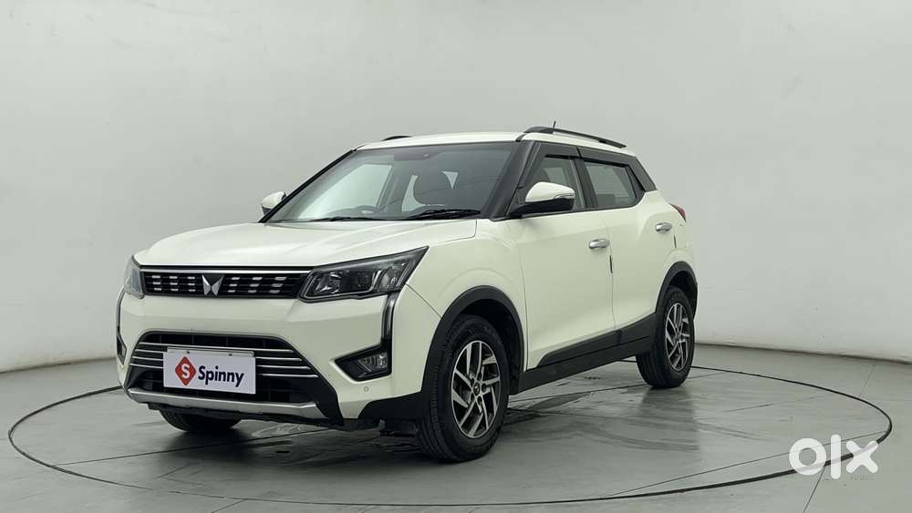 Mahindra Xuv300 W8 (o) 1.5 Diesel Amt, 2023, Diesel