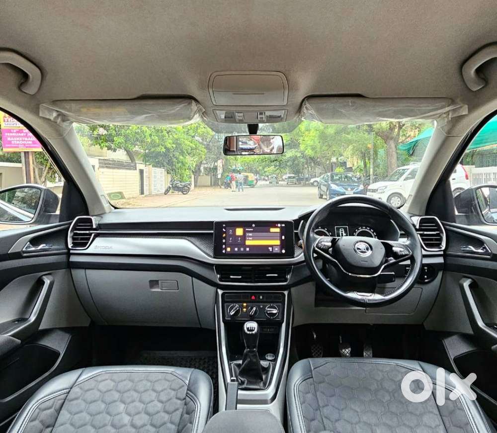 Skoda Kushaq 1.0 Tsi Ambition, 2022, Petrol