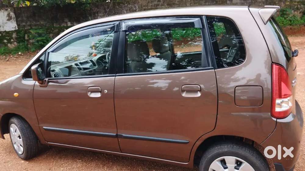 Maruti Suzuki Zen Estilo 2010 Vxi Bsiv Petrol