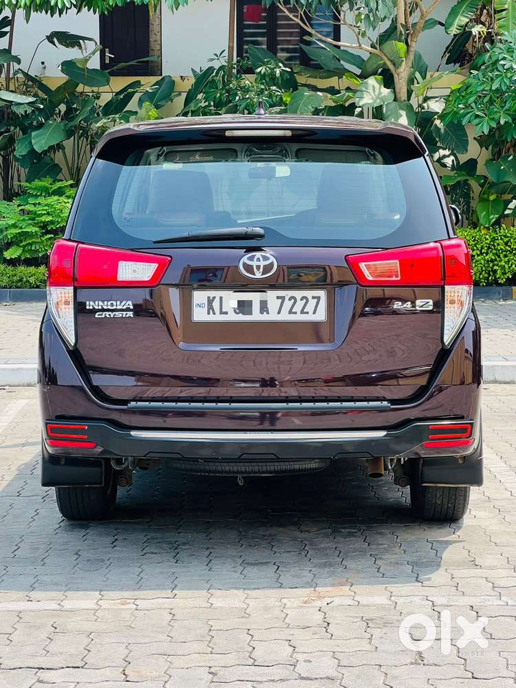 Toyota Innova Crysta [2020-ongoing] 2.4 Zx At 7 Str, 2022, Diesel