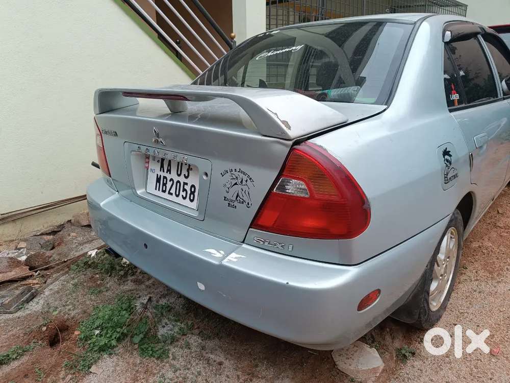Mitsubishi Lancer Le Modal Petrol Vehicle