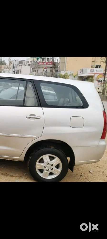 Toyota Innova 2006 Diesel Good Condition Showroom Track