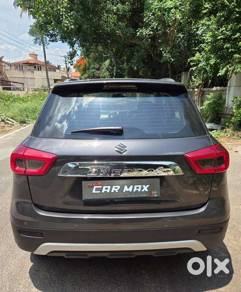 Maruti Suzuki Brezza 1.5 Zxi Smart Hybrid, 2022, Petrol