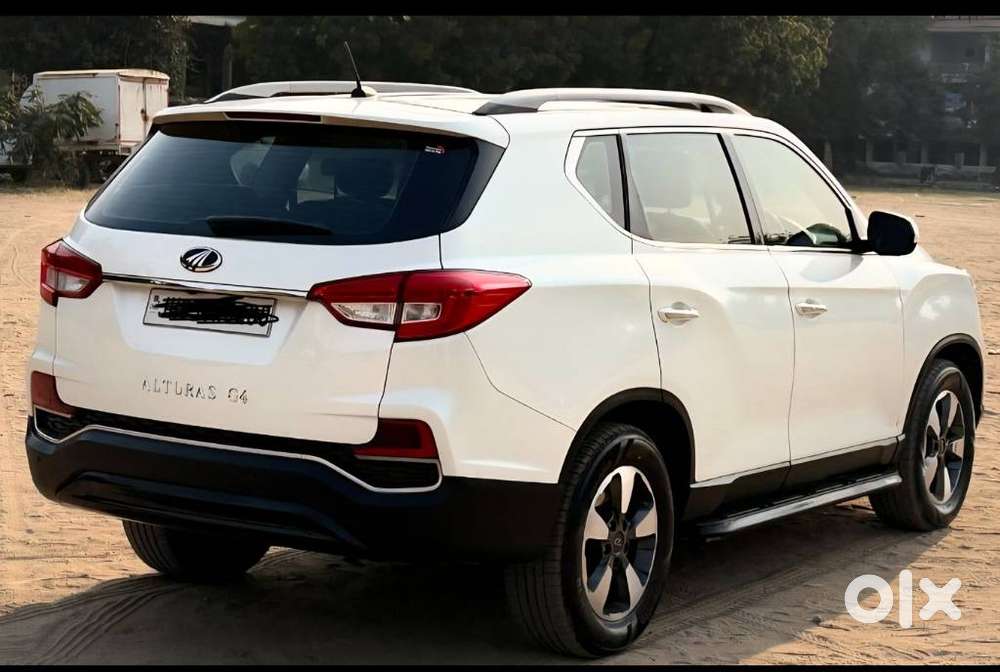 Mahindra Alturas G4 4x2 At, 2020, Diesel