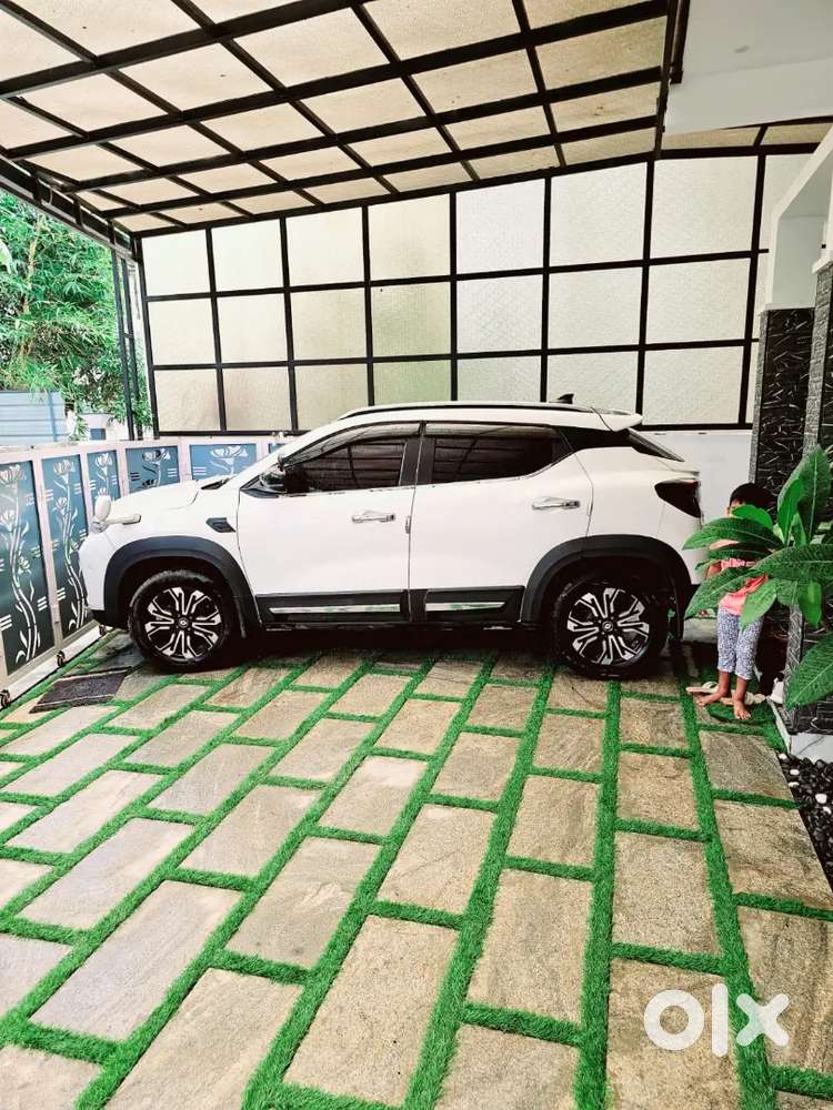 Renault Kiger Rxe Petrol With Cng