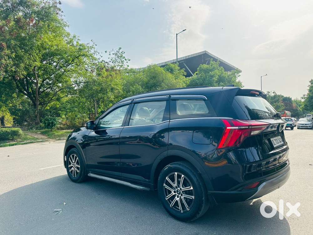 Mahindra Xuv700 2.0 Ax 7 Petrol At Str, 2022, Petrol