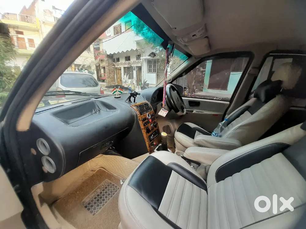 Tata Safari Dicor 4x4 Top