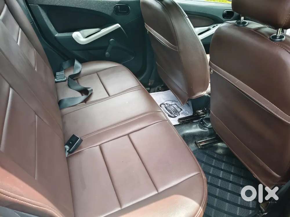 Ford Figo 2012 Diesel 128000 Km Driven