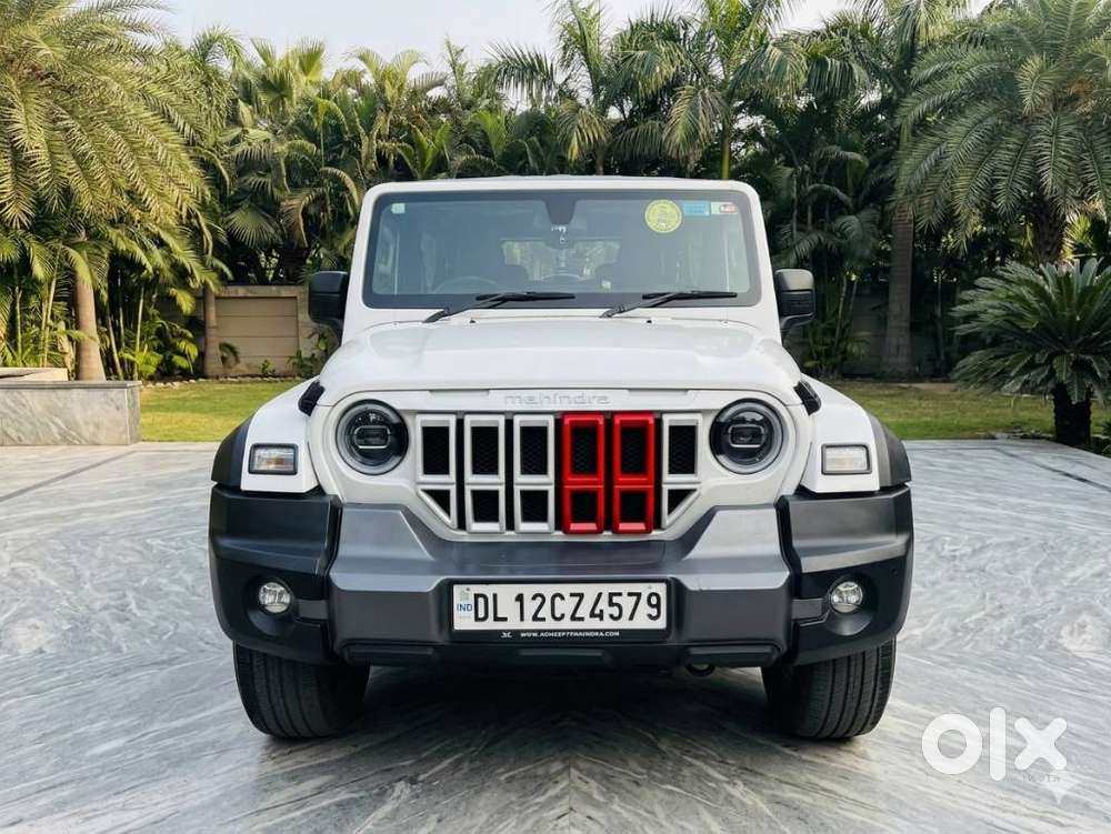 Mahindra Thar Roxx Mx5 Petrol Mt 2wd, 2025