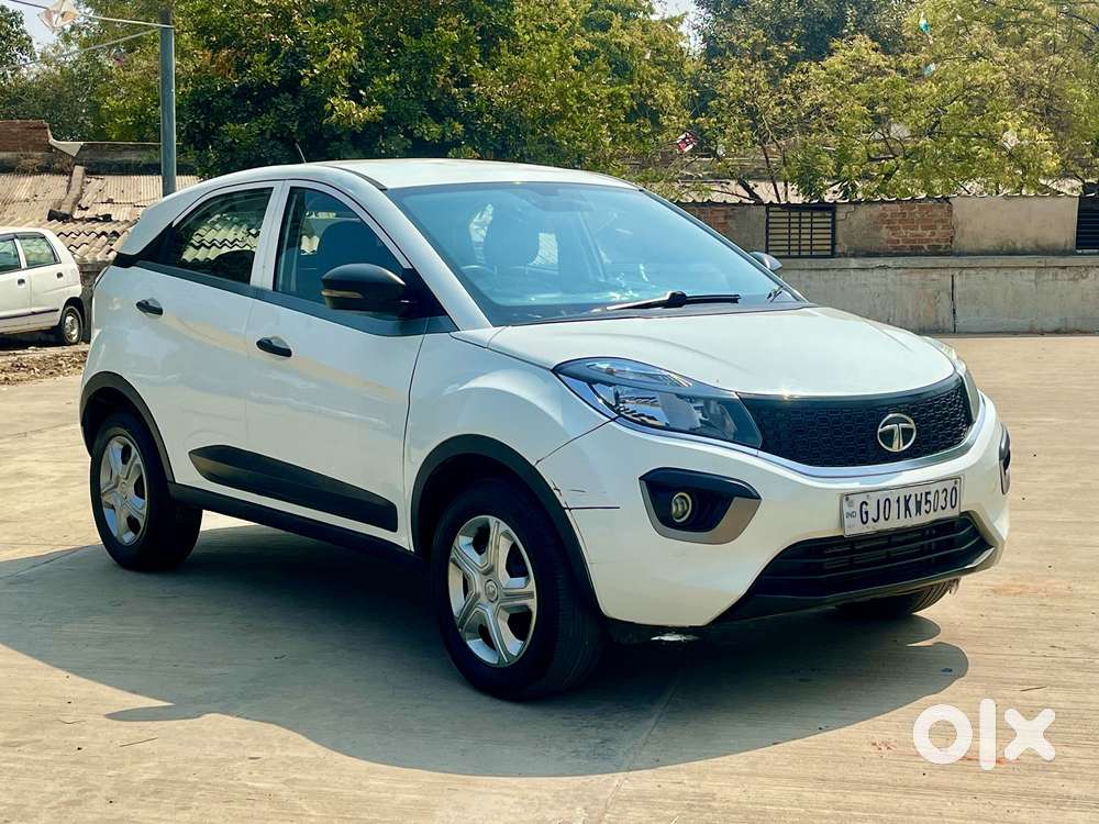 Tata Nexon 1.2 Revotron Xma Amt, 2019, Petrol