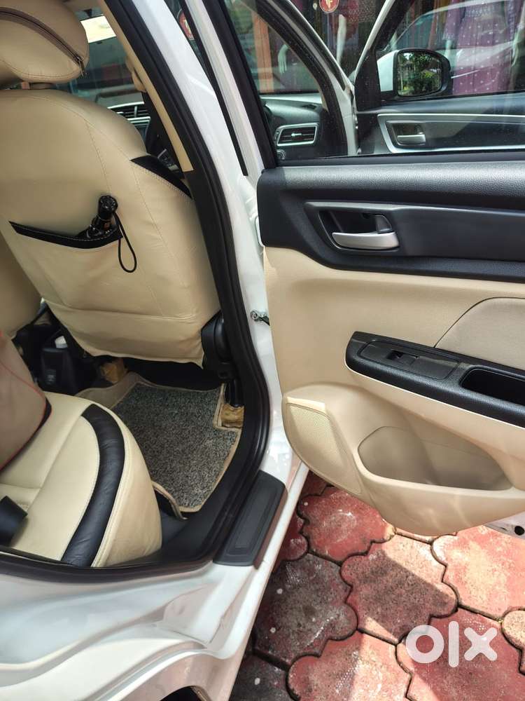 Honda Amaze 2nd Gen Vx, 2023, Petrol