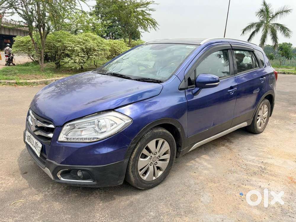 Maruti Suzuki S-cross 2016 Diesel Well Maintained