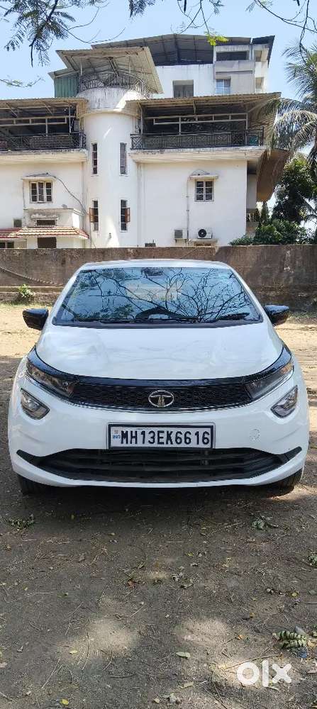 Tata Altroz 1.2 Xm Plus 2024