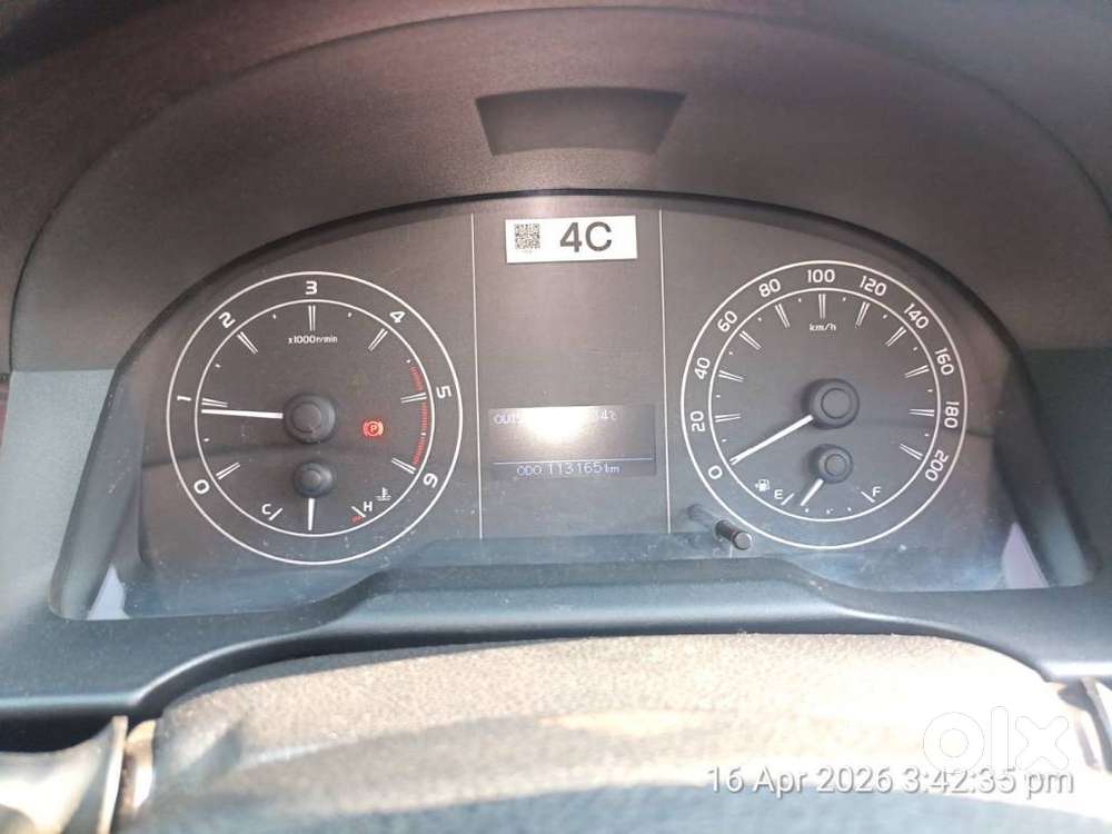 Toyota Innova Crysta 2.4 G Mt, 2019