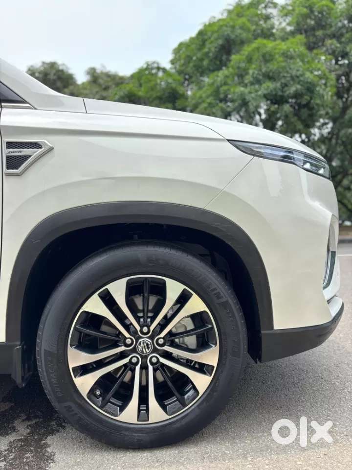 Mg Hector Plus, 2022, Petrol