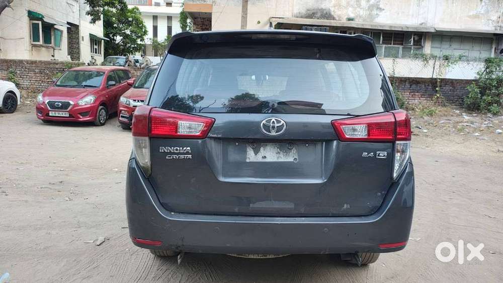 Toyota Innova Crysta 2.4 G Plus Mt, 2017, Diesel
