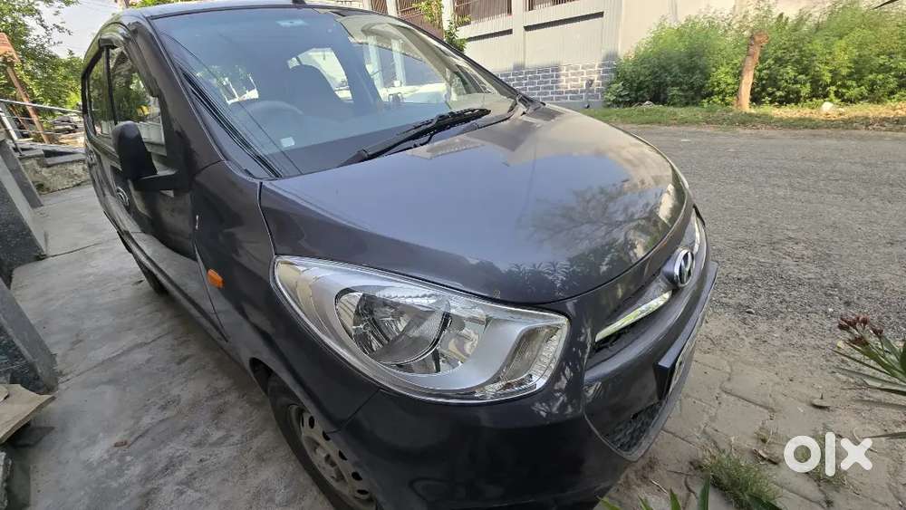 2014 Hyundai I10 Magna (petrol) 40500 Driven, Hr26 Number