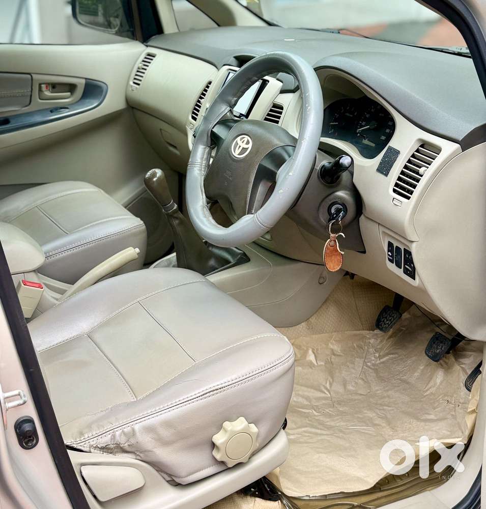 Toyota Innova 2.5 G (diesel) 7 Seater, 2013, Diesel
