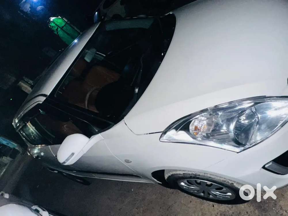Maruti Suzuki Swift 2016