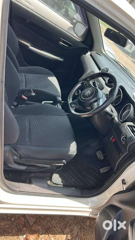 Maruti Suzuki Swift Amt Zxi Plus, 2020, Petrol