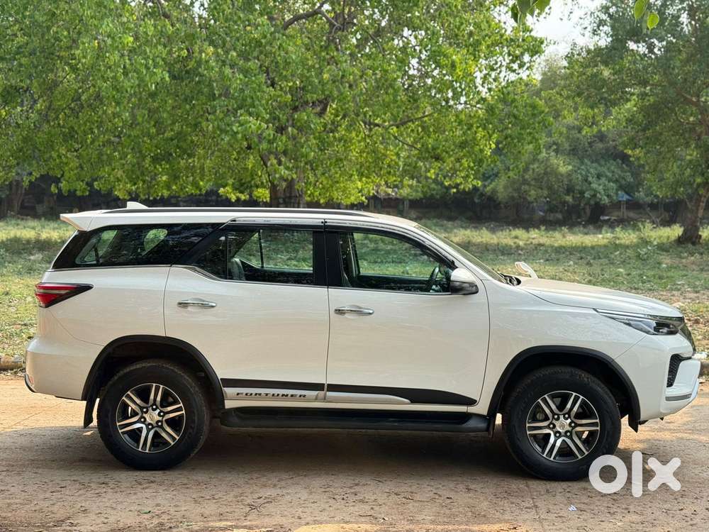 Toyota Fortuner [2021-ongoing] 2.8 2wd Diesel Mt, 2023, Diesel