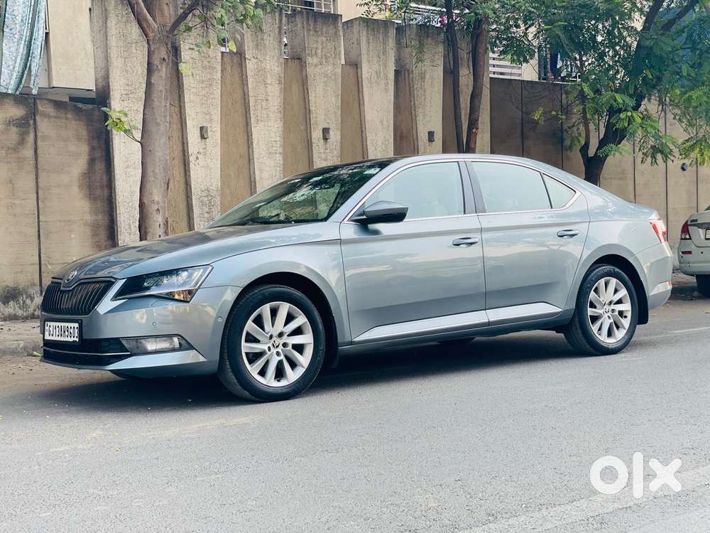 Skoda Superb L&k 2.0 Tdi At, 2017, Petrol