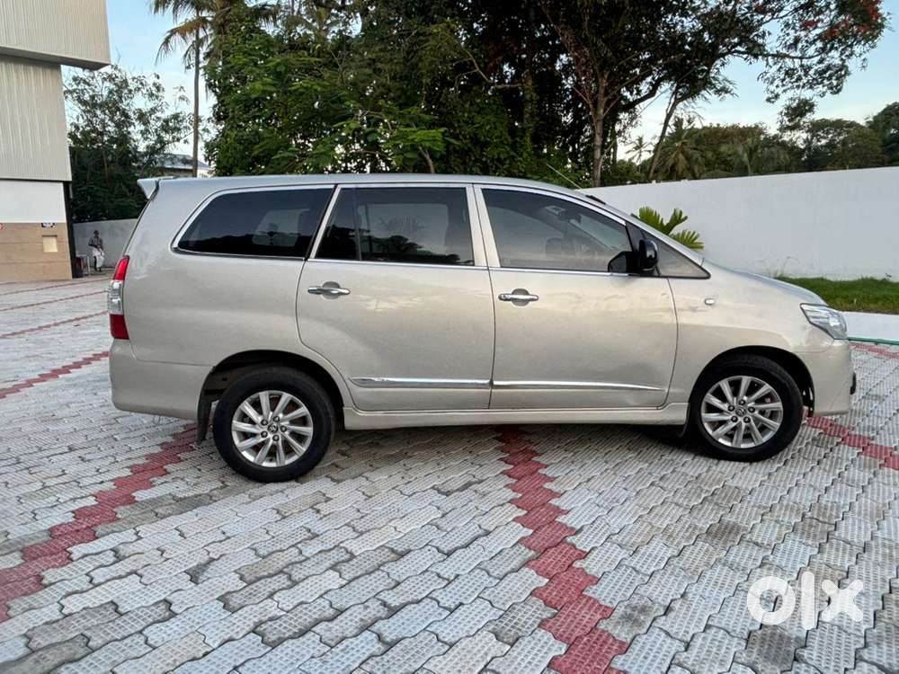 Toyota Innova Diesel Manual 2015 Year