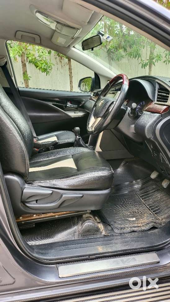 Toyota Innova Crysta