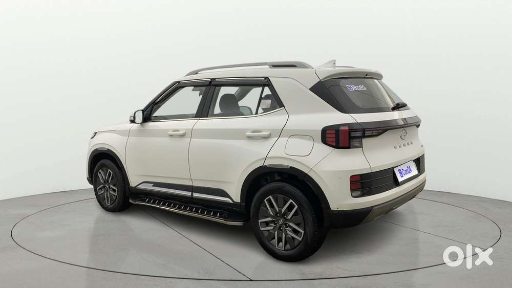 Hyundai Venue 1.0 S (o) Turbo Dct, 2022, Petrol