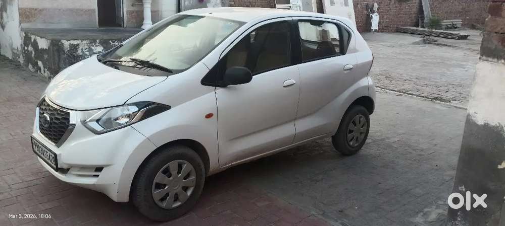 Datsun Redigo 2017 Petrol 90000 Km Driven