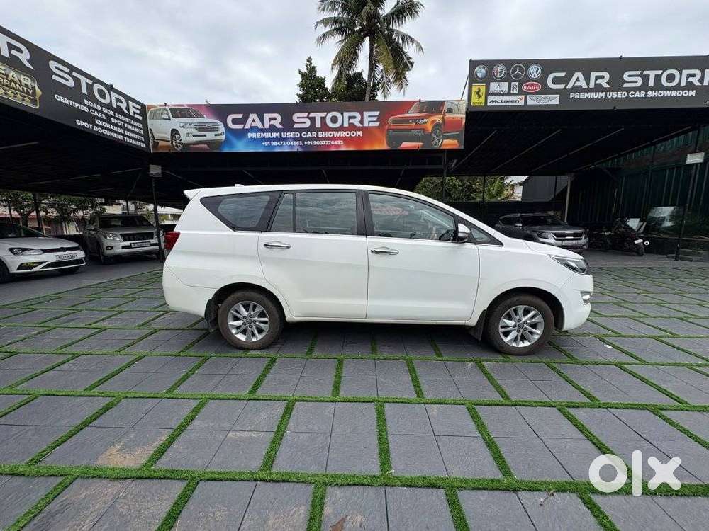 Toyota Innova Crysta 2.4 Vx Mt 8s, 2017, Diesel