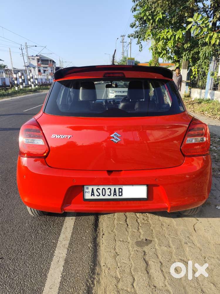 Maruti Suzuki Swift Vxi + Manual, 2021, Petrol