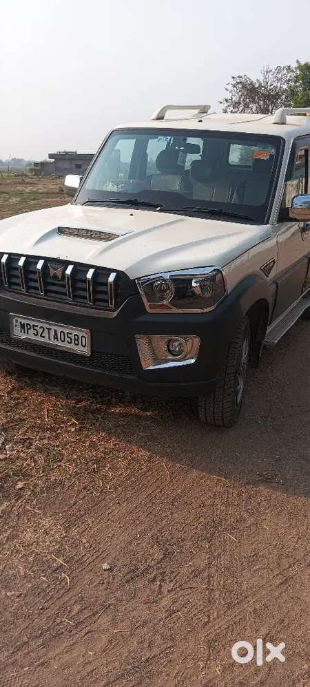 Mahindra Scorpio 2019 Diesel 98542 Km Driven