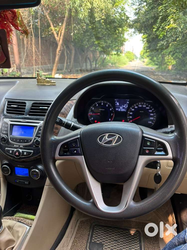 Hyundai Verna 1.6 Petrol 2012