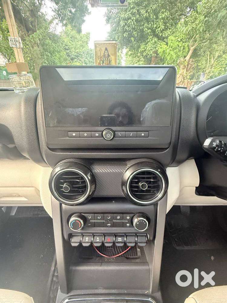Mahindra Thar Roxx Mx5 Petrol At 2wd, 2025, Petrol