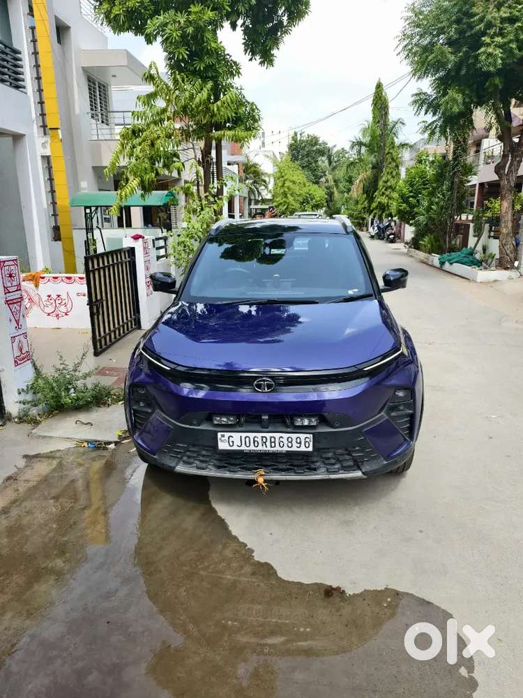 Tata Nexon Purple 2023 - Manual Petrol