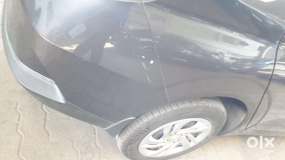 Hyundai Aura Cng & Hybrids 40000 Km Driven