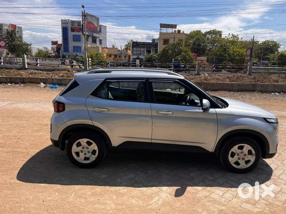 Hyundai Venue Sx, 2022, Petrol